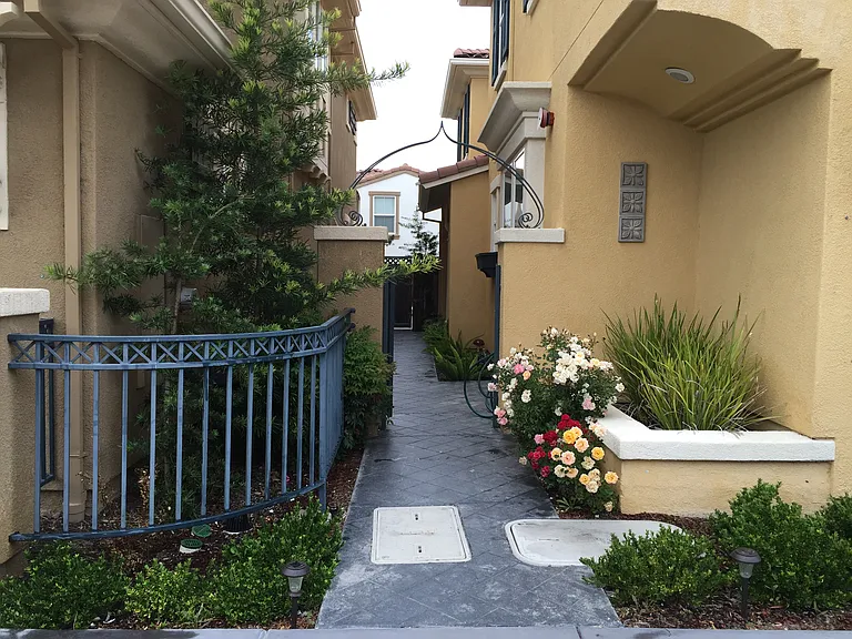 3565 Rocking Horse Ct — Photo 14