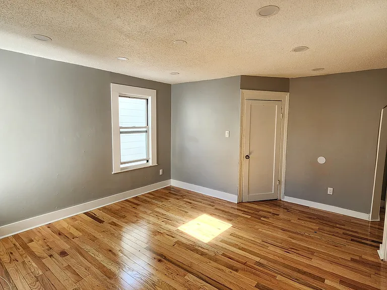 87 Spring St #2 — Photo 8