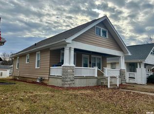 2304 State St, Quincy, IL 62301