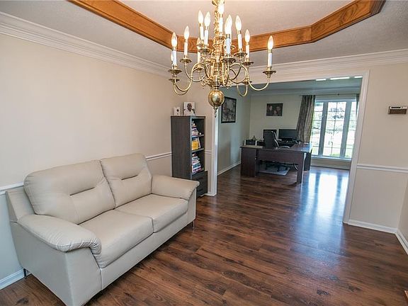 5th image of 16617 Pepperwood Ct