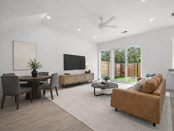 4th image of 2000 Riverside Farms Rd #18101