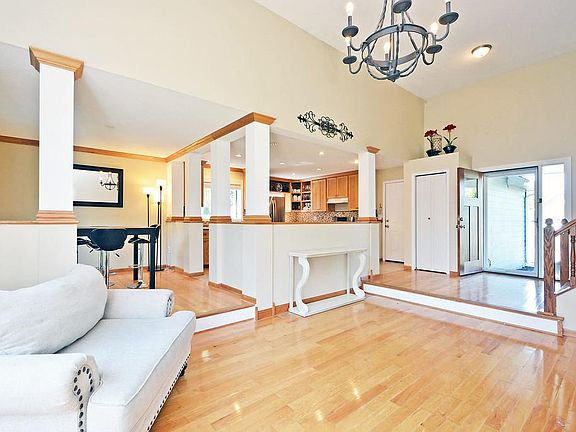 5th image of 1619 Ashbury Pl