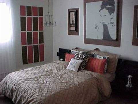 Spacious Master Bedroom W...