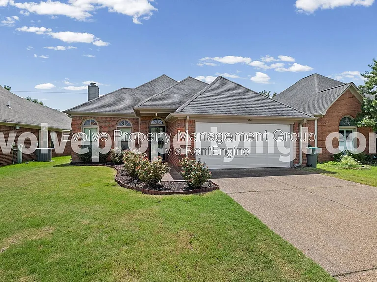 330 Bendigo Dr — Photo 1
