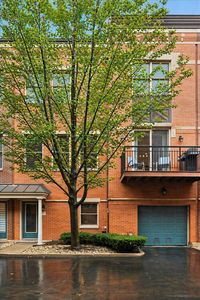 1012 S Loomis St APT D, Chicago, IL, 60607