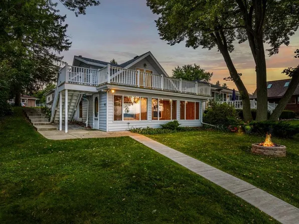 1743 East Koshkonong Drive, Edgerton, WI 53534