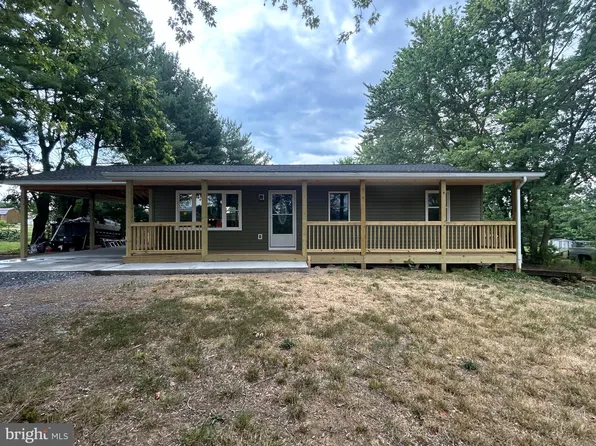 130 Elizabeth Ln, Edinburg, VA 22824