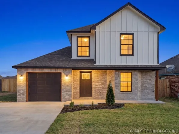 11211 E 122nd Ct N, Collinsville, OK 74021