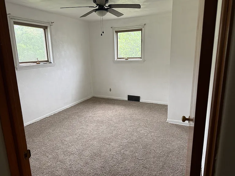 754 Little Deer Creek Valley Rd #1 — Photo 3