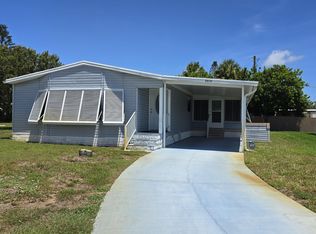 5610 Buckhorn Pl, Micco, FL 32976