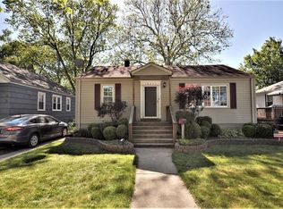 18354 Ridgewood Ave, Lansing, IL 60438