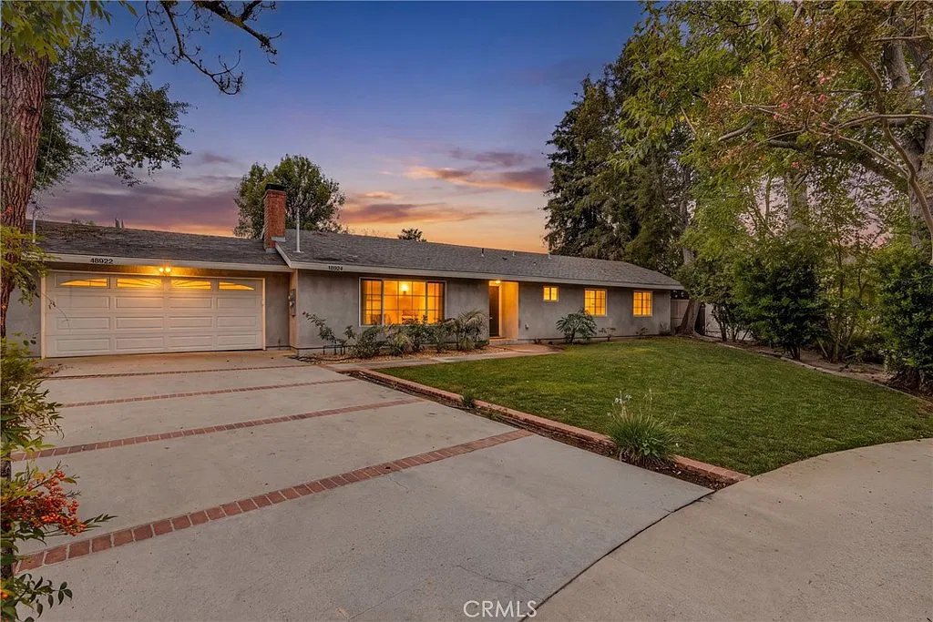 4 bed, 2350 sqft, $5,500 — Photo 1