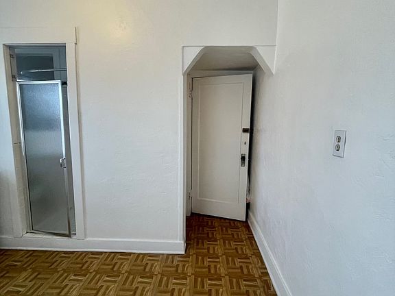 4th image of 2720 E 4th St #K