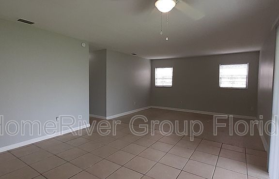 3rd image of 4406 King Cole Blvd
