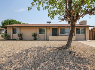 2209 E Claire Dr, Phoenix, AZ 85022