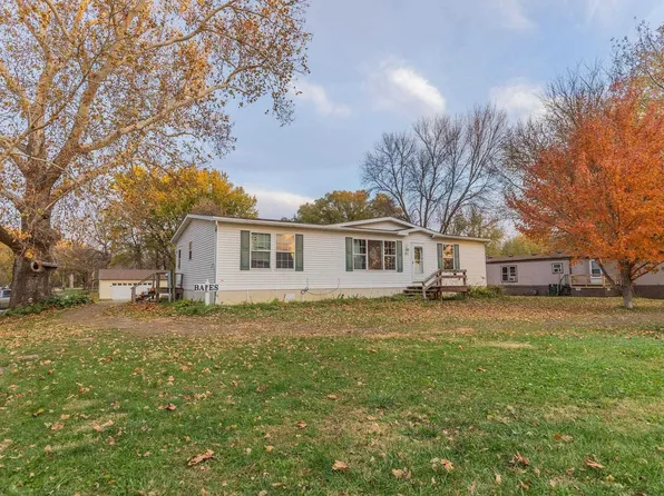303 S 3rd St, Homer, NE 68030