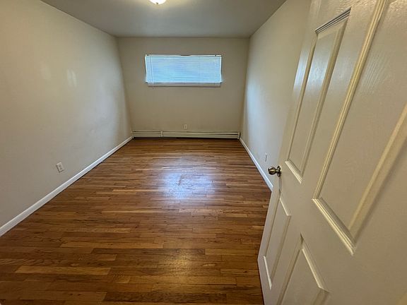4th image of 5826 S Bannock St #3
