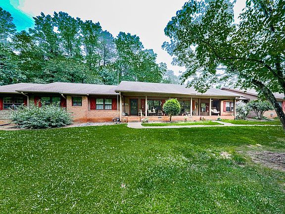 5th image of 2760 Hembree Rd NE