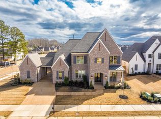 594 Cedar Shadows Cir W, Collierville, TN 38017