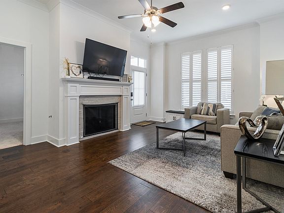 5th image of 10136 Grayton Dr