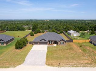 2300 Count Fleet Way, Guthrie, OK 73044