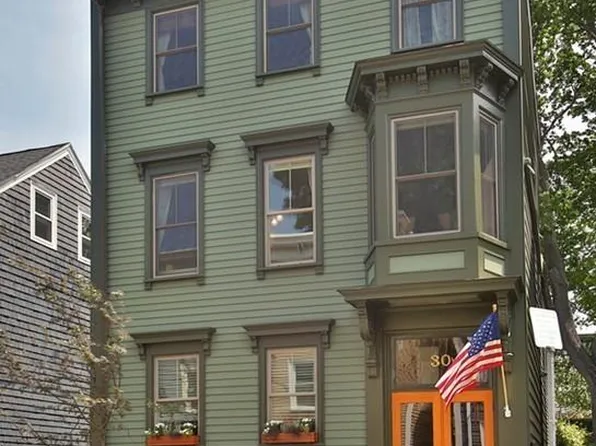 30 Green St, Charlestown, MA 02129