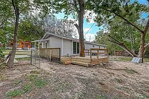 10694 Pine St — Photo 40