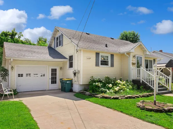 1817 Daggett St, Marinette, WI 54143