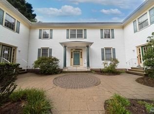 5 Eastview Ter APT B, Demarest, NJ 07627