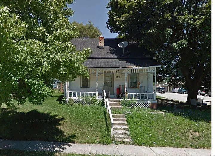 5 bed, 1450 sqft, $1,695 — Photo 1