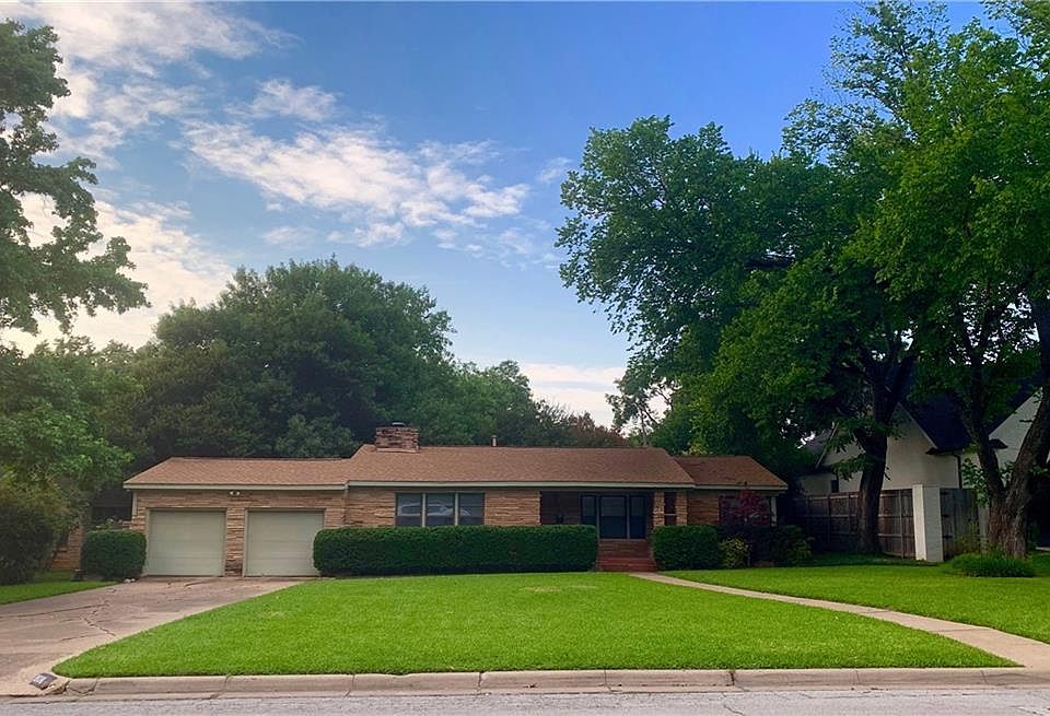 1st image of 3808 Winslow Dr