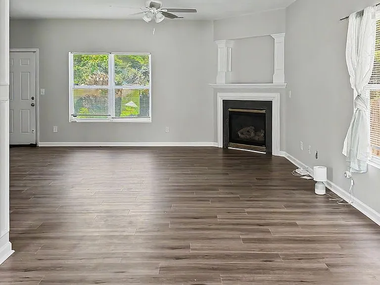 2717 Forest Grove Ct — Photo 8