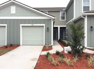 9580 Star Dr, Jacksonville, FL 32256