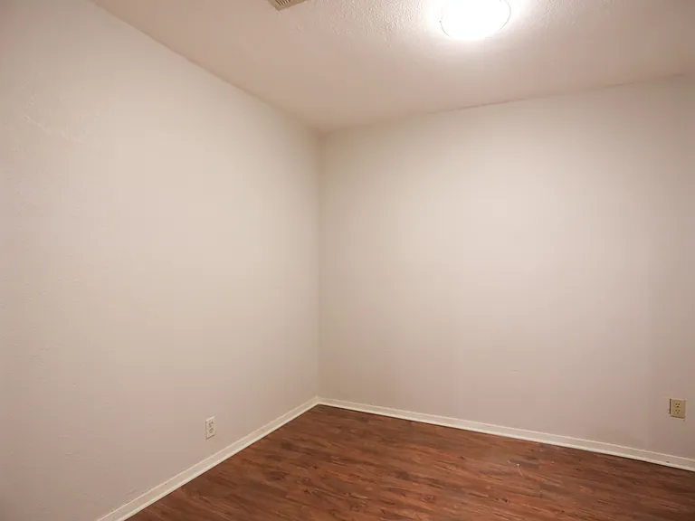 12315 Wycliff Ln — Photo 15