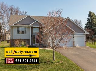 1045 Pelto Path, Woodbury, MN 55129