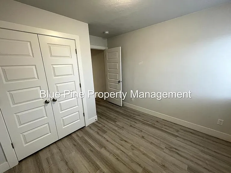 170 Opal Ct #2 — Photo 11