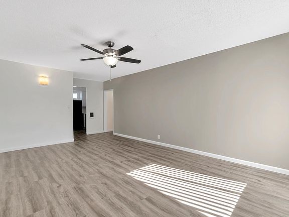 3rd image of 13629 Kornblum Ave #12