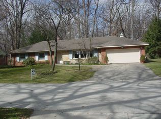 2947 Redington Woods Rd, Toledo, OH 43615