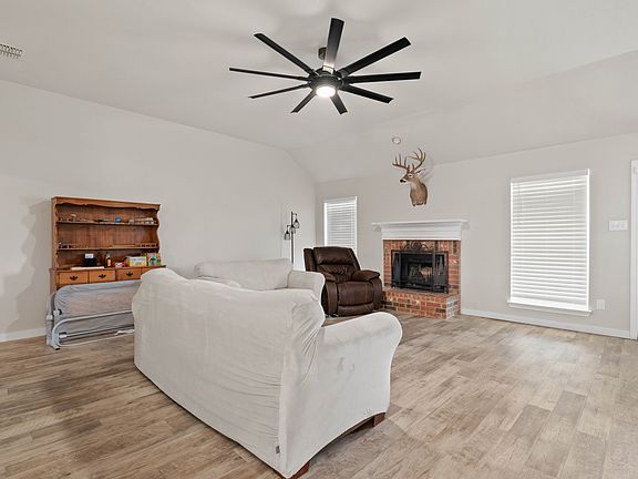 3rd image of 107 High View Ct