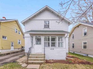 1316 Rhodes St, Jackson, MI 49202