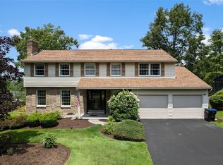 2629 Princeton Dr, Vestal, NY 13850