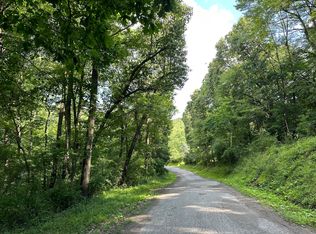 104 Bish Rd, East Brady, PA 16028