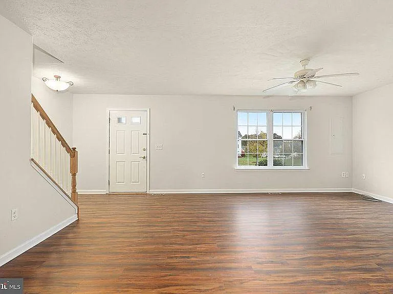 103 Trade Wind Ln — Photo 4