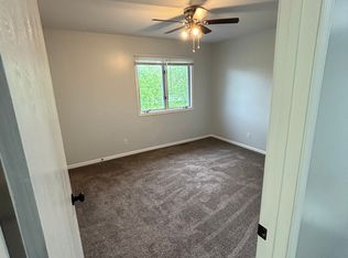 115 South St Unit B, Marengo, IL 60152