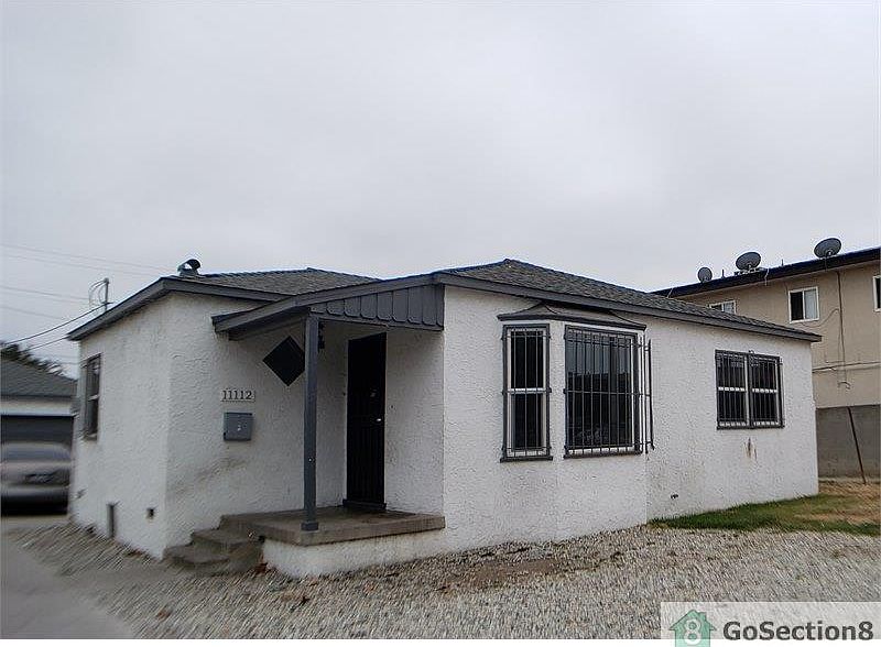 1st image of 11112 Berendo Ave #11112