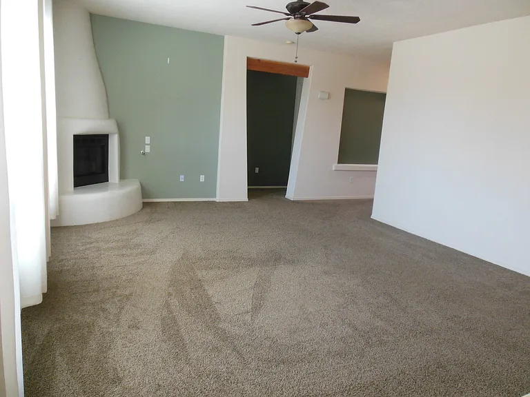 1640 Arbolera Loop SE — Photo 7