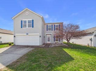 9511 W Quarter Moon Dr, Pendleton, IN 46064