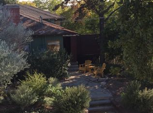 1040 Cresthaven Dr, Los Angeles, CA 90042