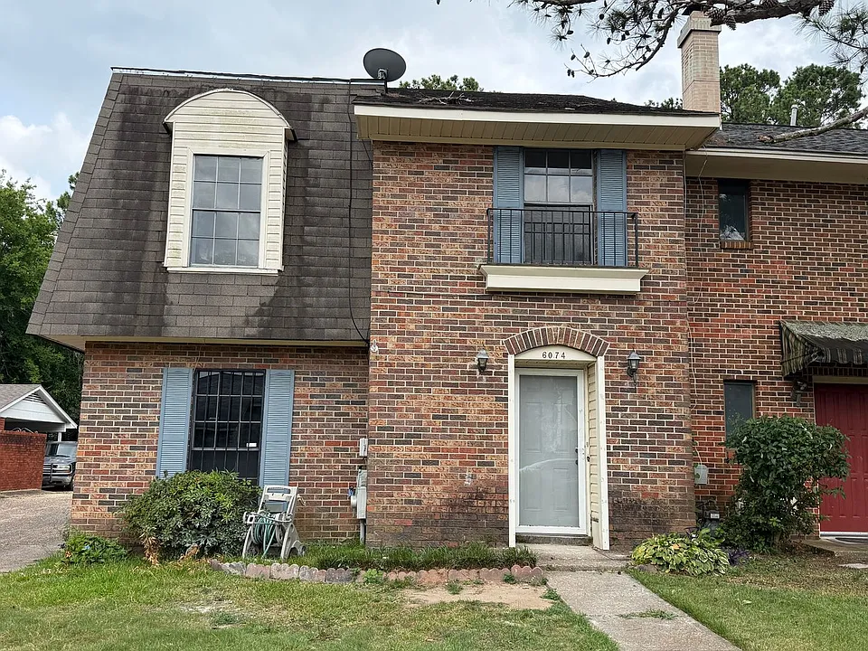 6074 Little Ln