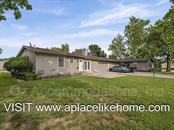2nd image of 13909 Falkirk Cir